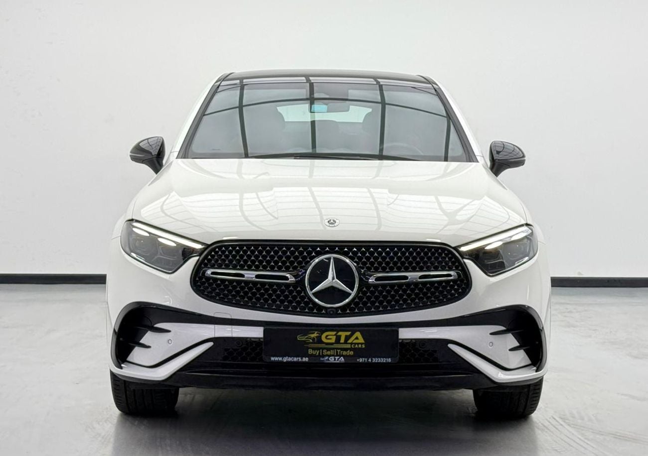 مرسيدس بنز GLC 200 2025 Mercedes Benz GLC200 AMG 4MATIC Coupe, 2029 MB Warranty + Service Pack, Very Low Km, GCC
