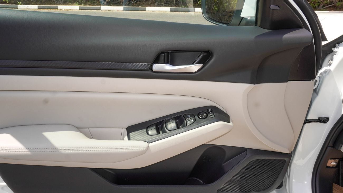 نيسان ألتيما SV 2.5L