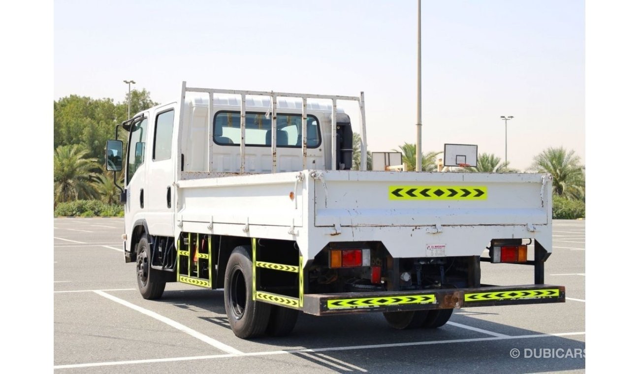 إيسوزو NPR SUMMER OFFER |  Euro4 Double Cab Pickup Truck | Excellent Condition | GCC Specs | Special Offer