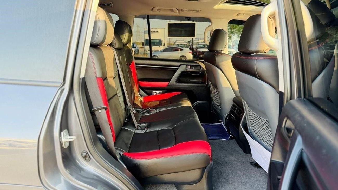 Toyota Land Cruiser MODIFIED TO LC300 MODEL | PUSH START | SUNROOF | AT | 4.5L | POWER SEATS