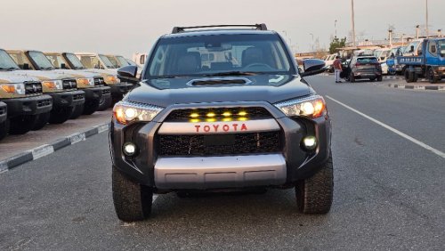 تويوتا 4Runner 2022 Model TRD full option 4x4 , sunroof and Push button