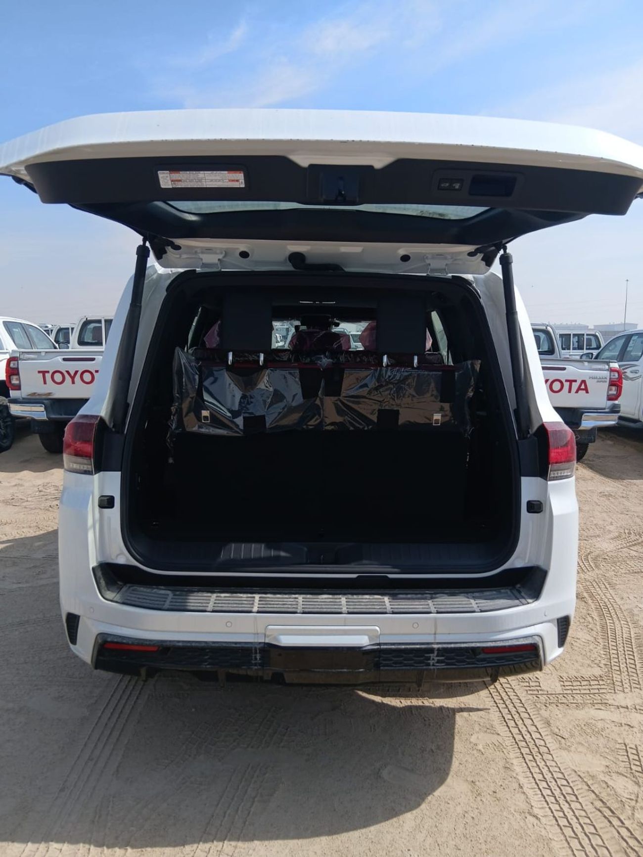 Toyota Land Cruiser 3.3 VXR TWIN TURBO DIESEL 2026