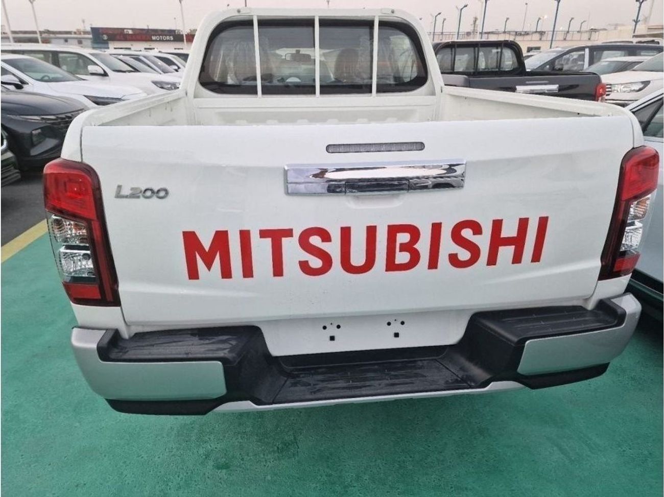 Mitsubishi L200 L200 DIESEL 4WD Manual Full option