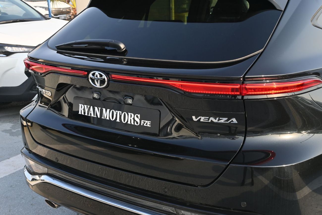 تويوتا فينزا Toyota Venza 2.0L Petrol, Model 2025 Color Black
