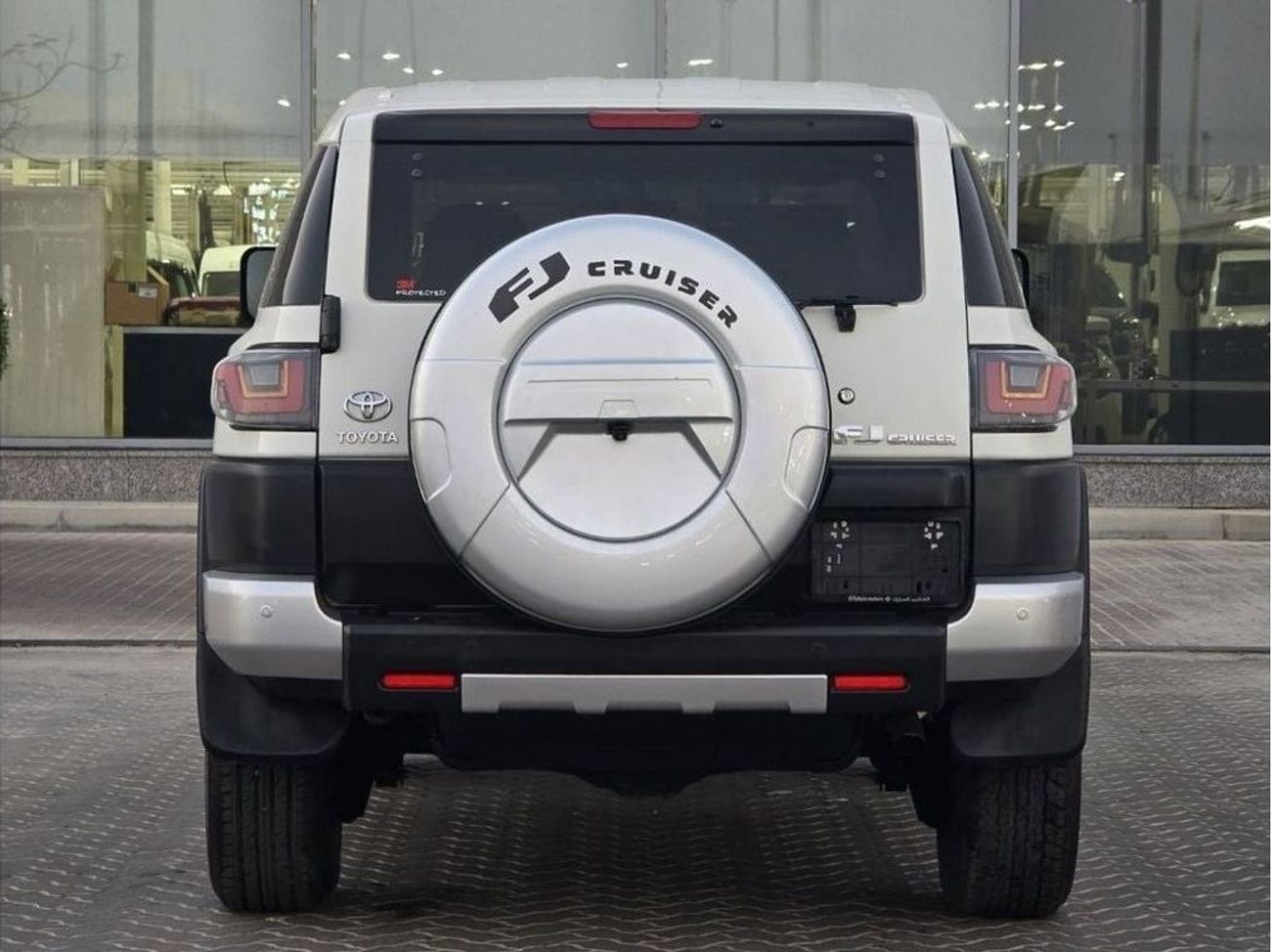 تويوتا إف جي كروزر TOYOTA FJ GXR 2021 GCC GOOD CONDITION