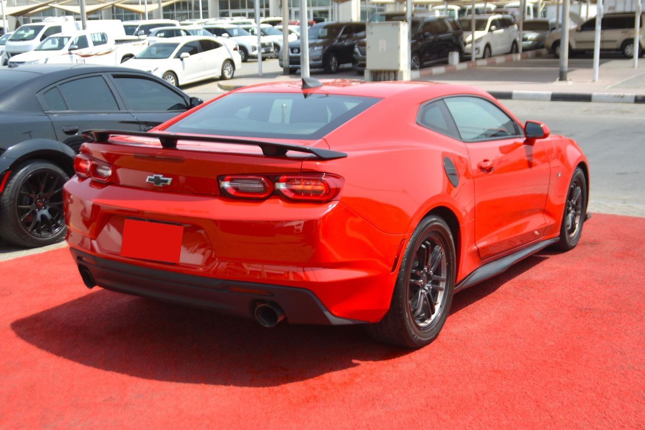 Chevrolet Camaro i4 2.0L