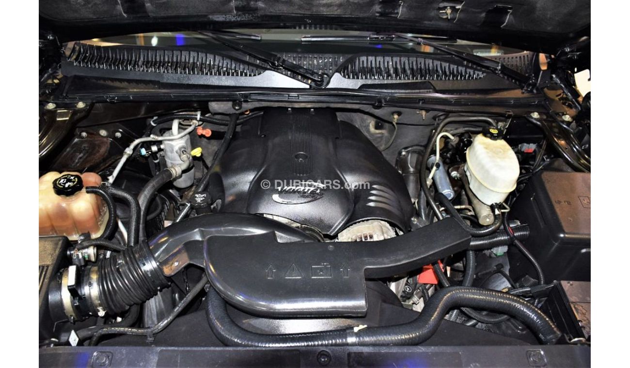 كاديلاك إسكالاد AMAZING Cadillac Escalade EXT 2004 Model! Black Color GCC Specs