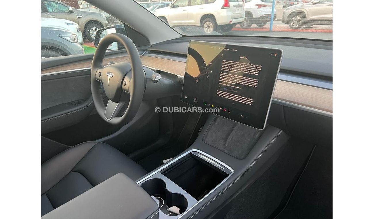 Tesla Model Y AWD LONG RANGE