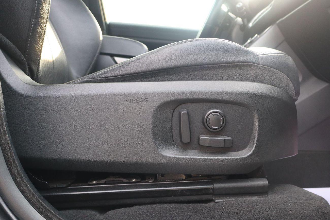 Land Rover Range Rover Evoque P250 HSE 2.0L