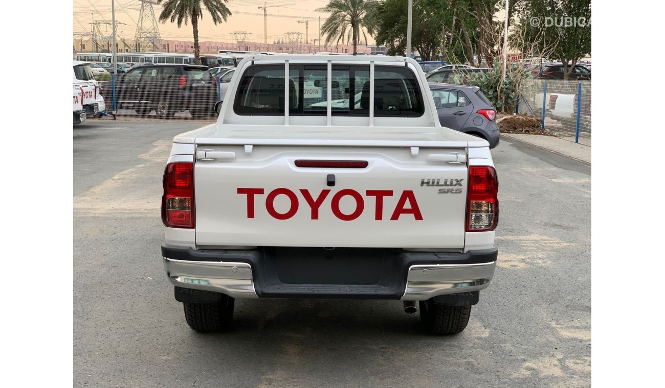 Toyota Hilux Pick Up 2.4L Diesel Full Option