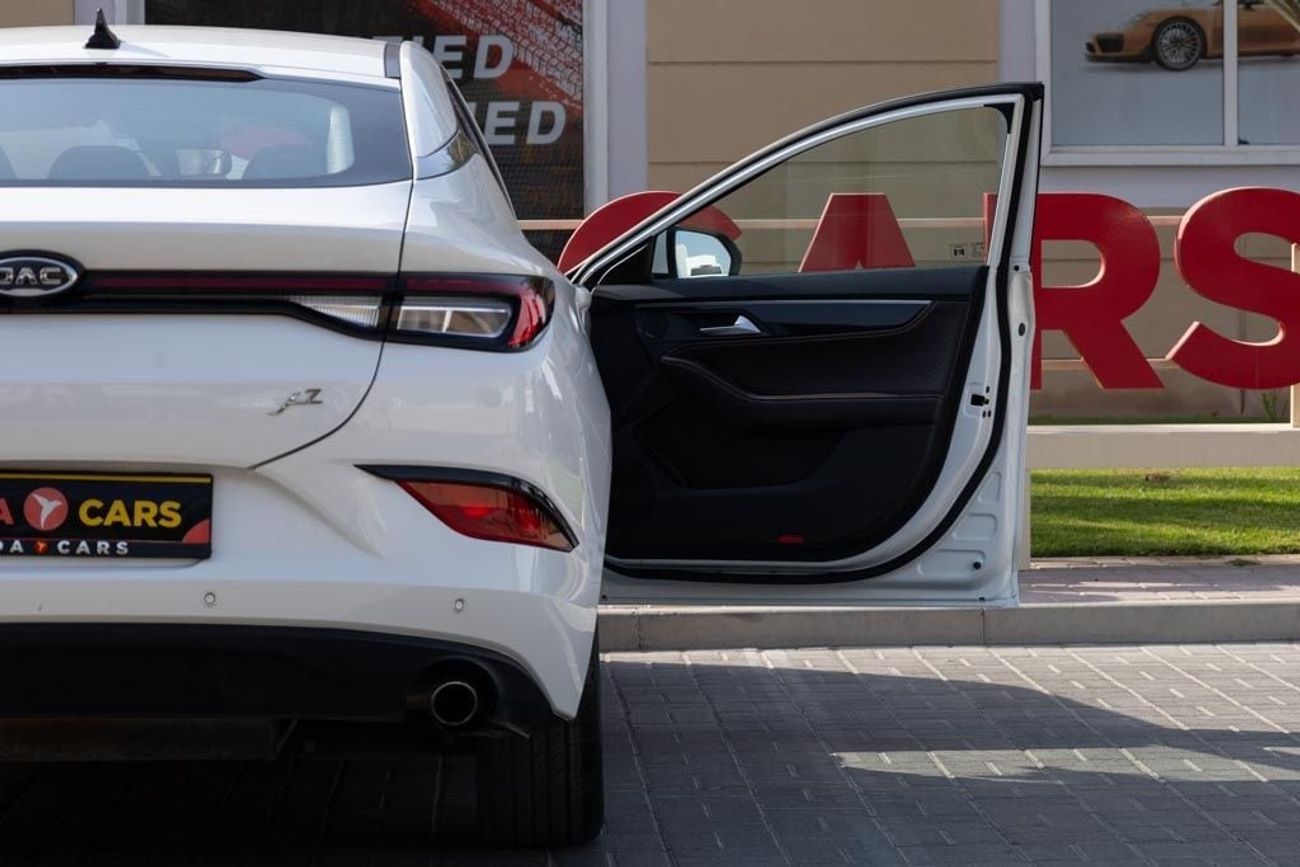 JAC J7 JAC J7 2023 GCC under Warranty with Flexible Down-Payment.