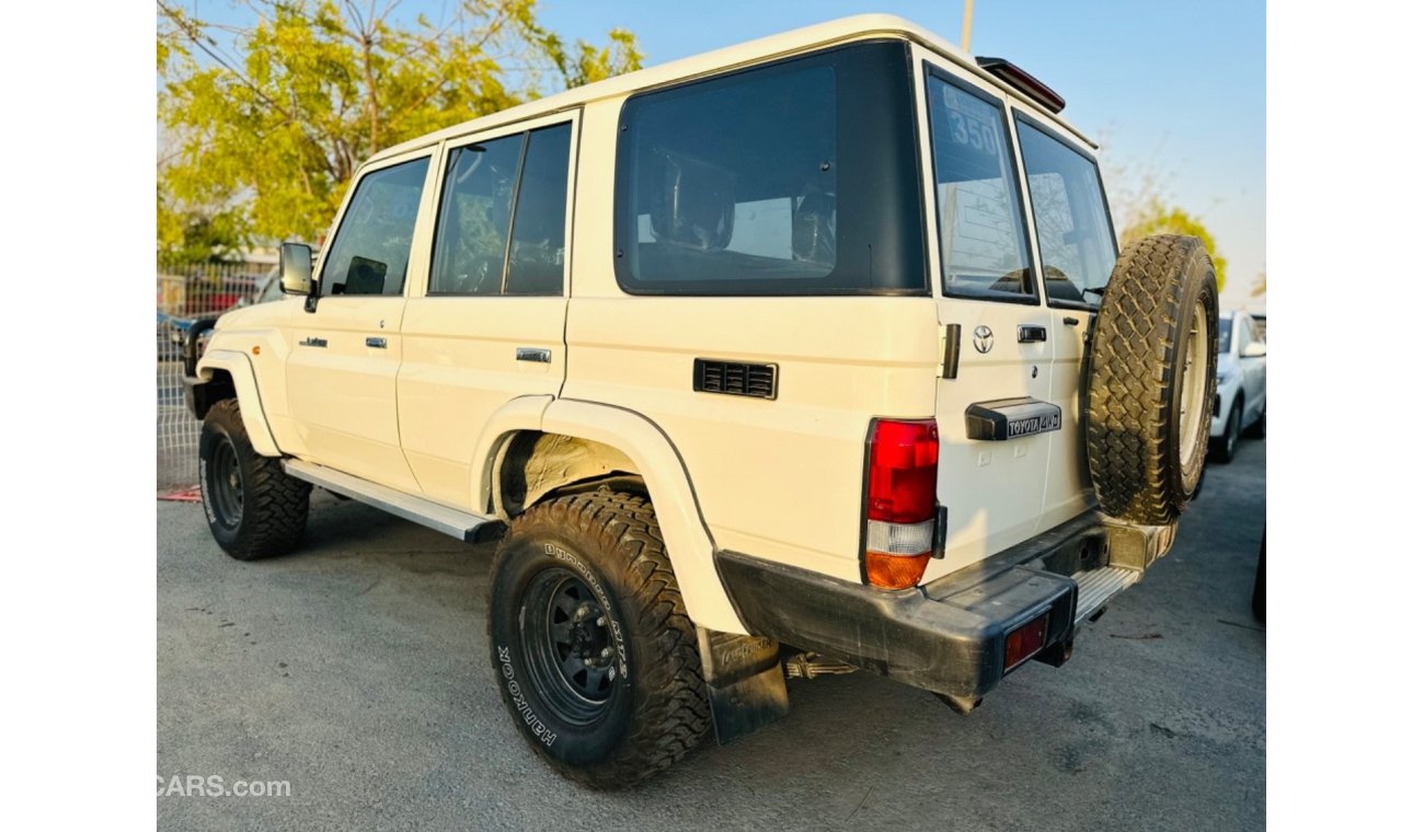 Toyota Land Cruiser Hard Top