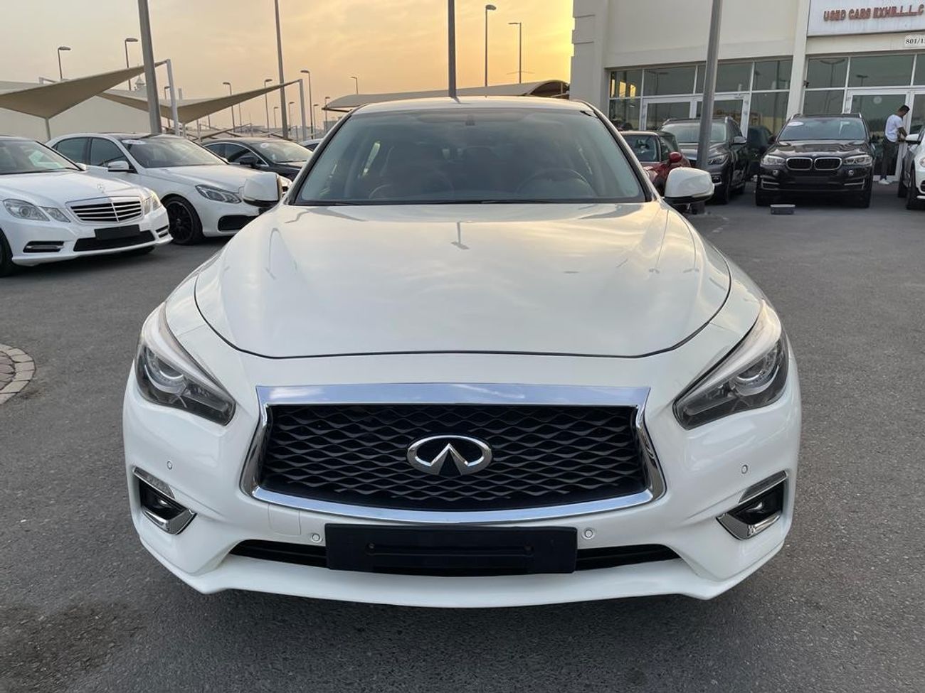 Infiniti Q50 Premium BMW 530_Gcc_2012_Excellent_Condition _Full option