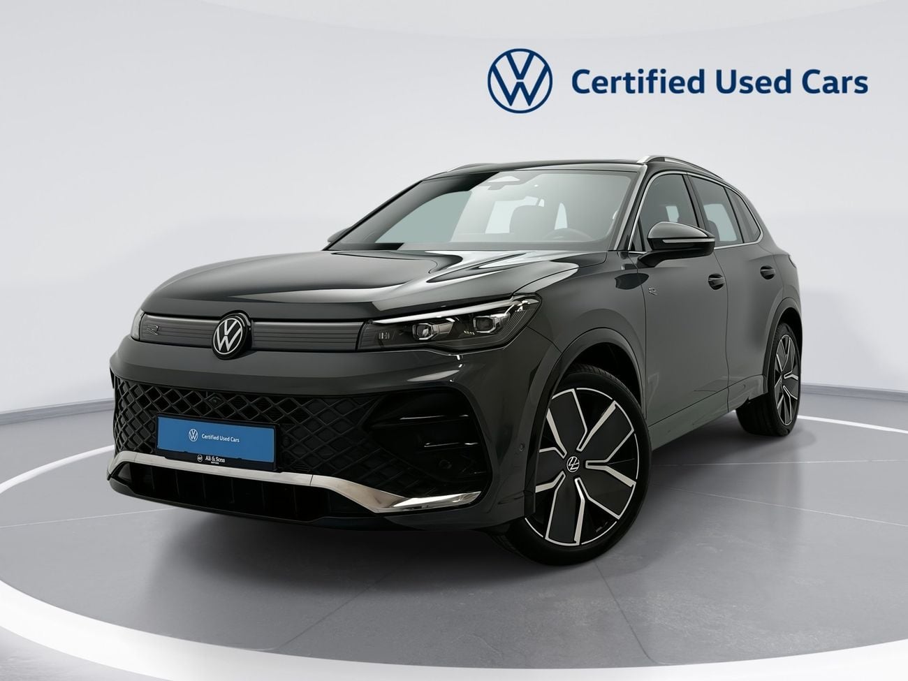 Volkswagen Tiguan R Line 1.4L (Ref#15859) 12.0