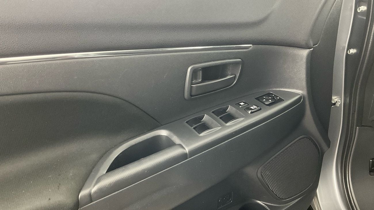 Mitsubishi ASX 2.0 CVT 2WD BASIC | Guaranteed Warranty | 0 Down Payment