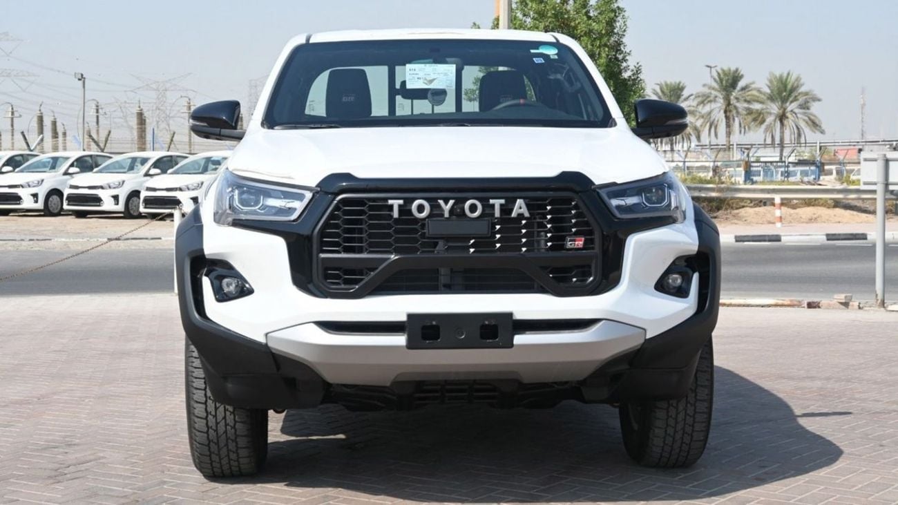 تويوتا هيلوكس 2024 Toyota Hilux GR Sport 4.0L Petrol