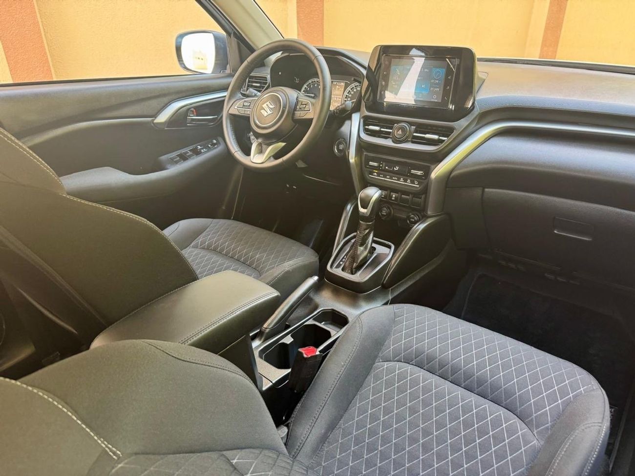 Suzuki Grand Vitara 2024 SUZUKI GRAND VITARA GCC Space GL1.5L HYBRID