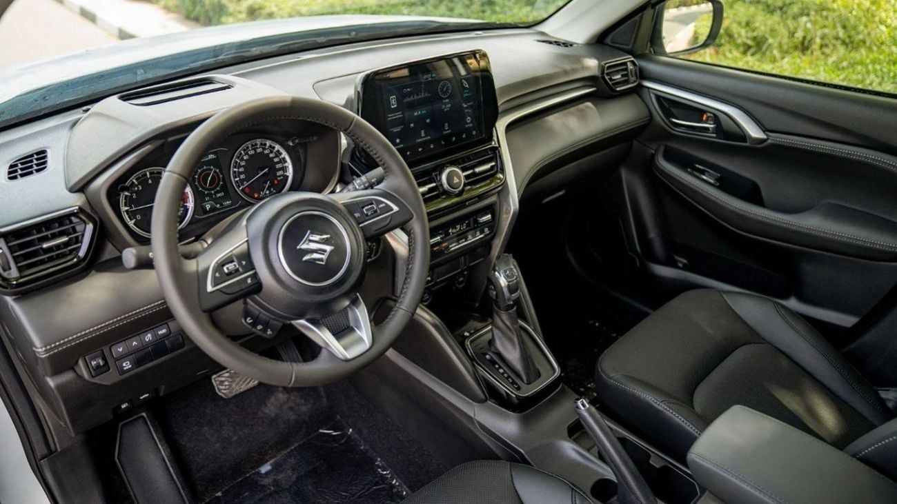 Suzuki Grand Vitara GLX 1.5P AT MY2024 – SILVER