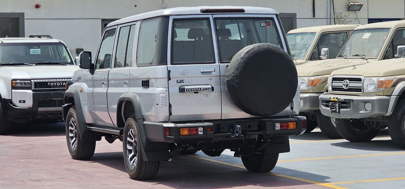Toyota Land Cruiser 70 2024 toyota land cruiser hardtop 5door 4.0L A/T