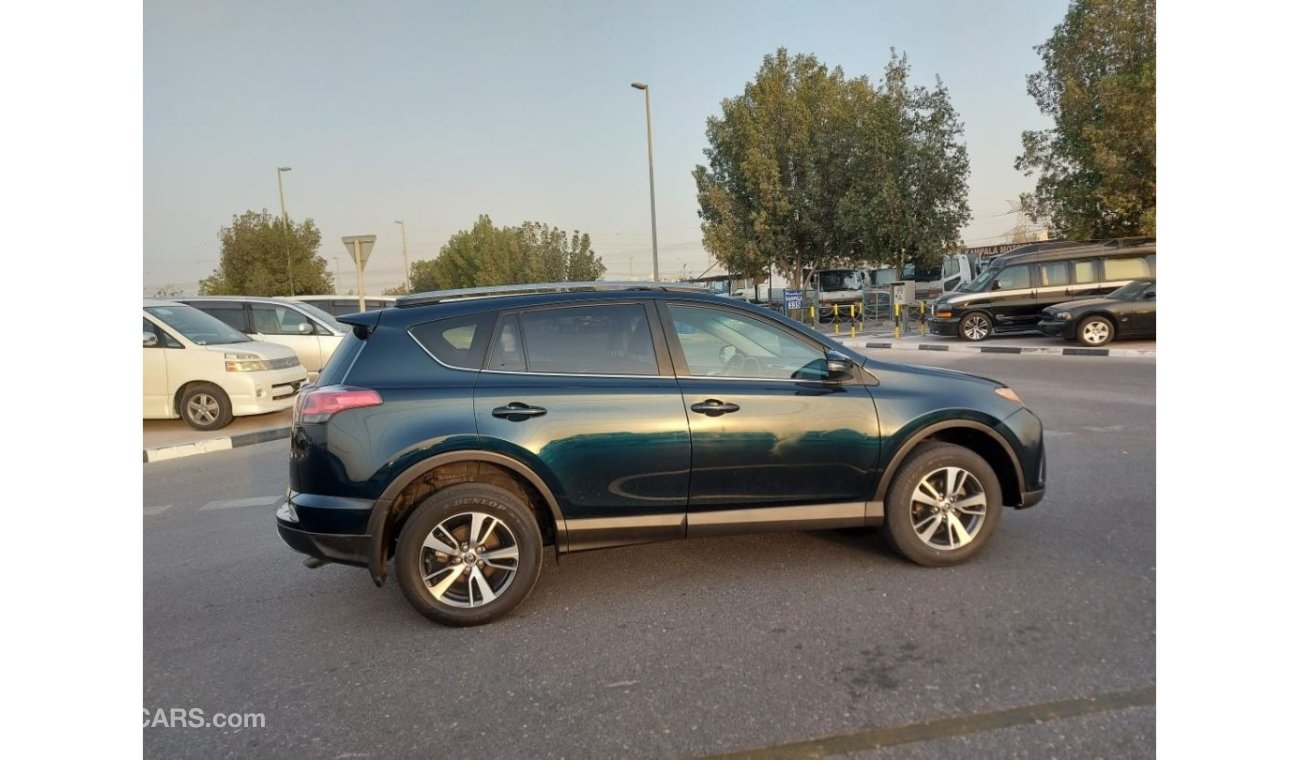 تويوتا راف ٤ TOYOTA RAV4 FULL OPTION