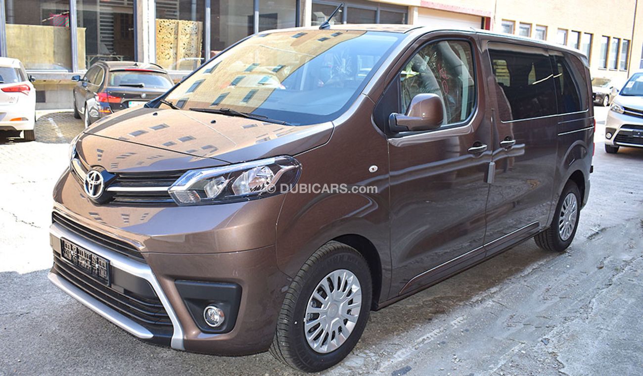 Toyota Proace VERSO SHUTTLE 1,5L FROM ANTWERP