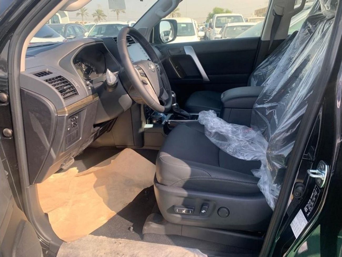 تويوتا برادو 2023 new TOYOTA PRADO 2700CC VXR FULL OPTION PETROL AUTOMATIC ZERO KM