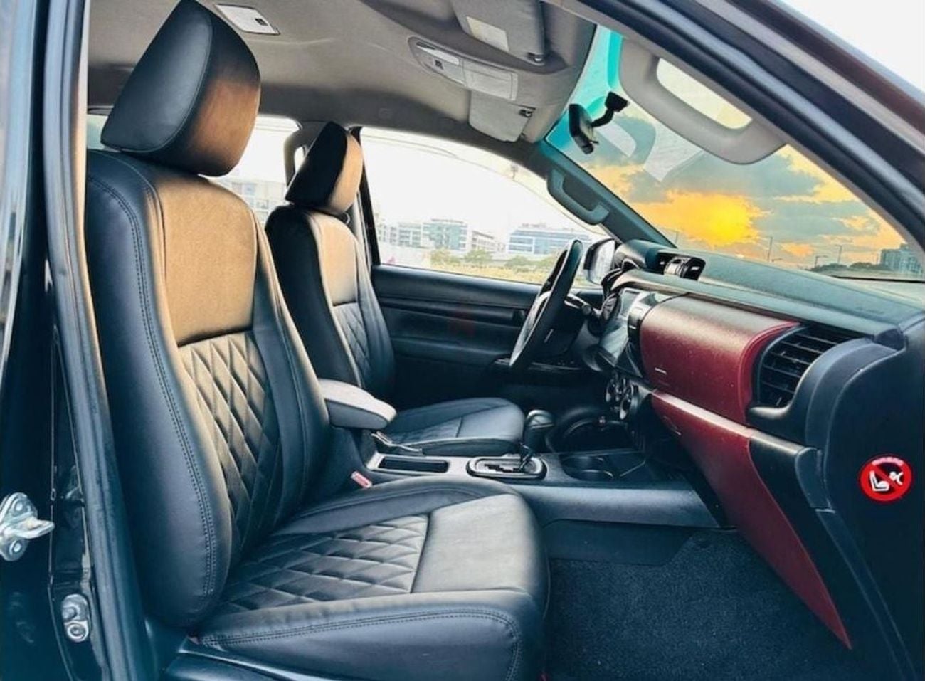 تويوتا هيلوكس GR Sport 4.0L Toyota Hilux pickup GR 2020 years 2.7 4 cylinder gasoline gasoline full option