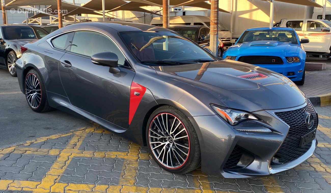 لكزس RC F