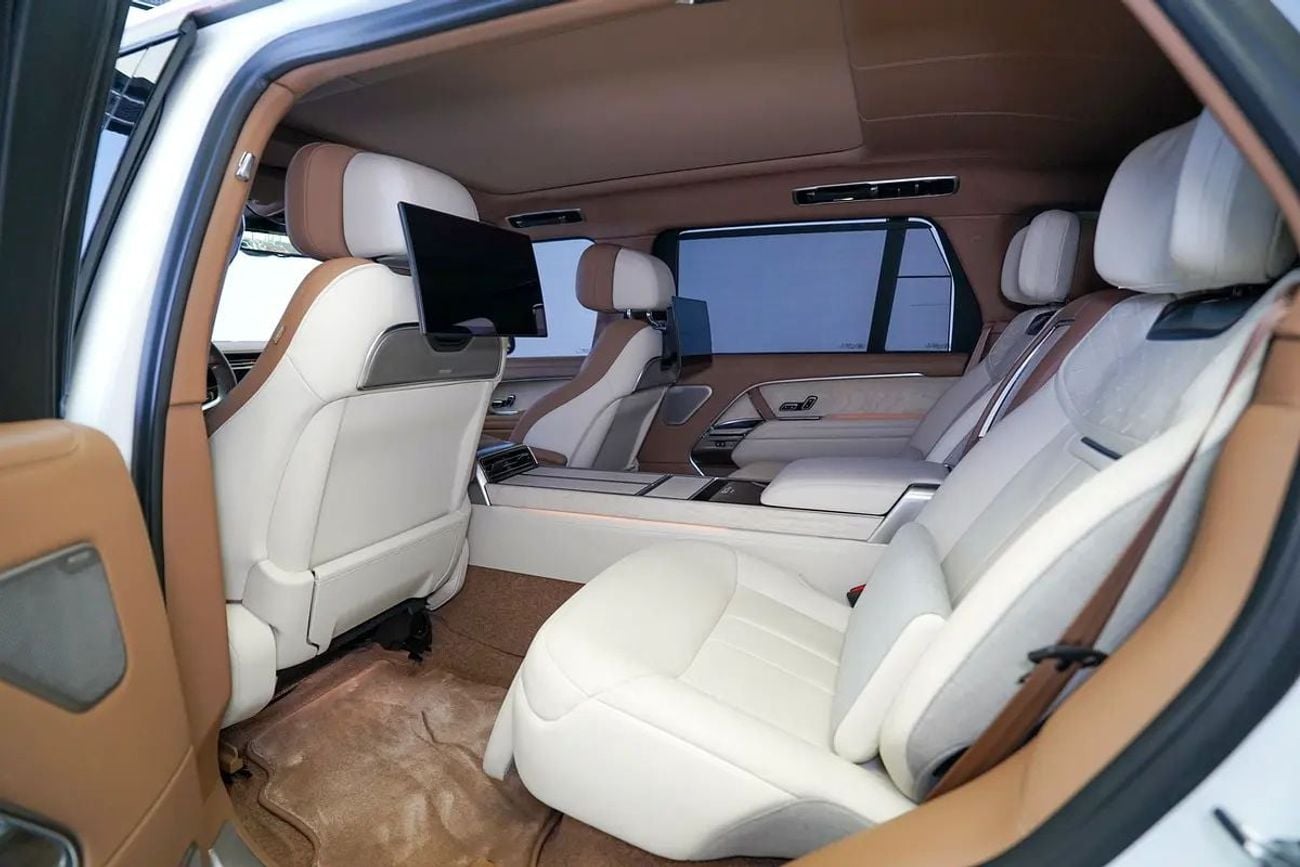 Land Rover Range Rover SV LWB P530 4.4L