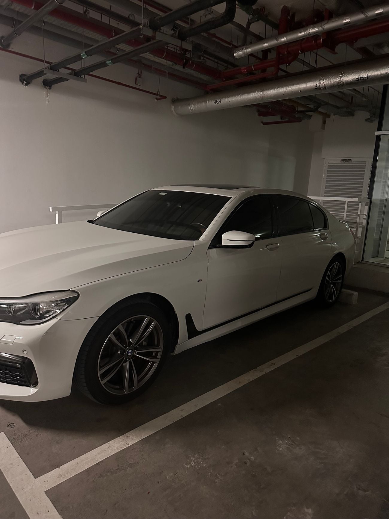 بي أم دبليو 740Li