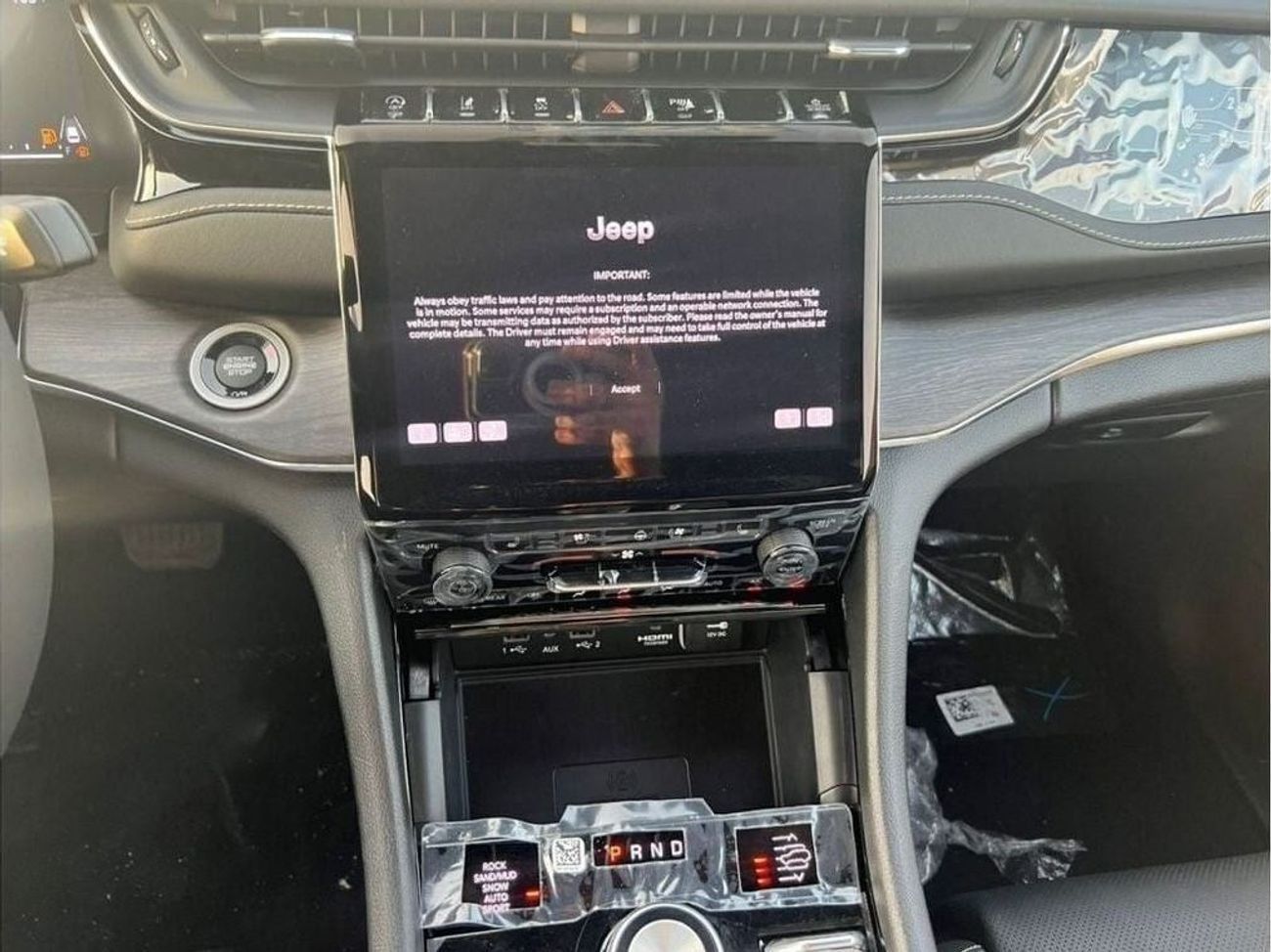 Jeep Grand Cherokee EXPORT PRICE - Grand Cherokee Overland 3.6L