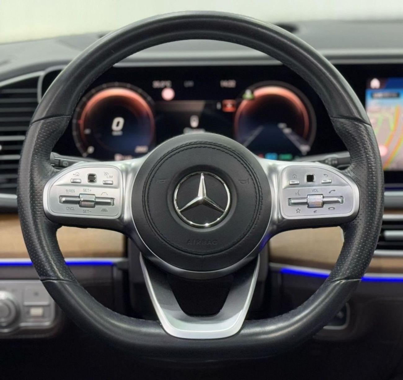 مرسيدس بنز GLS 450 4MATIC 2020 Mercedes Benz GLS450 AMG 4MATIC, Warranty, Full Mercedes Service History, 7 Seater, GCC