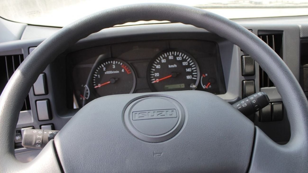 Isuzu NPR ISUZU NPR 4570 CC (4.6L) 71 INSULATED BOX VAN MT