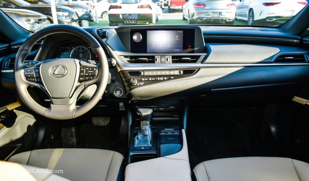 Lexus ES350