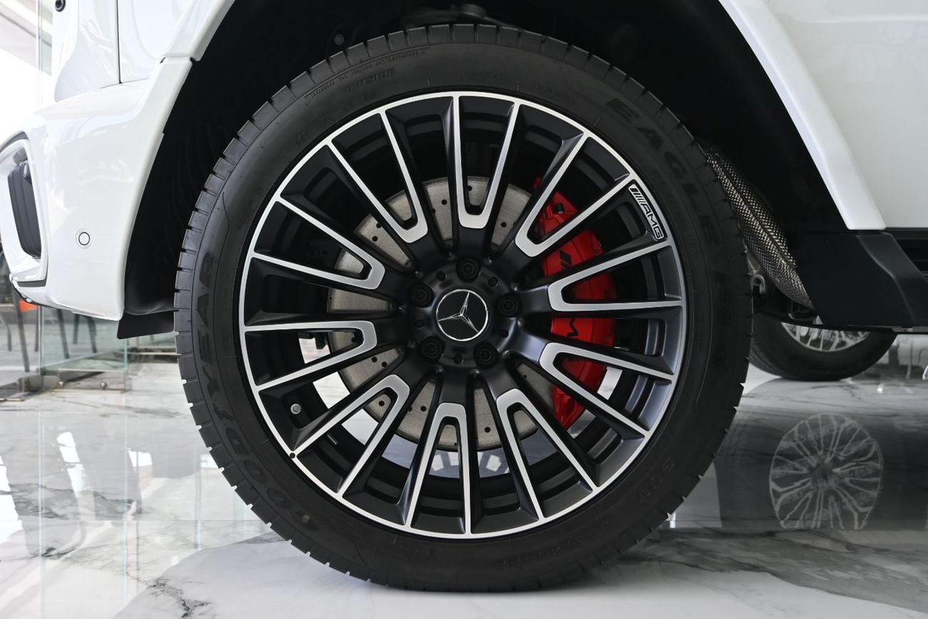 Mercedes-Benz G 63 AMG 4MATIC SUV Mercedes AMG G63 4.0-litre V8 Bi-Turbo, Model 2026 Color White