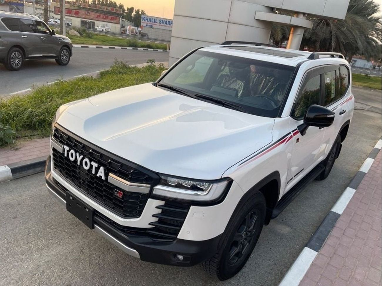 Toyota Land Cruiser GR-S 3.3L