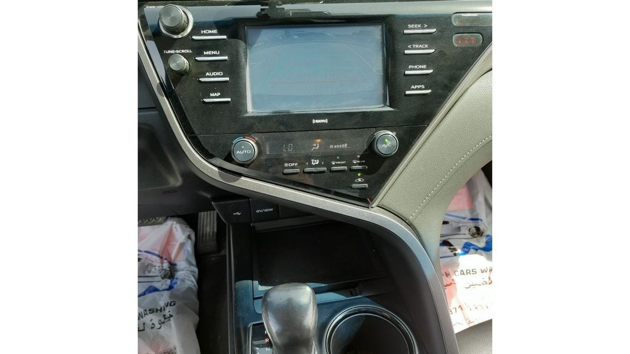 Toyota Camry SE