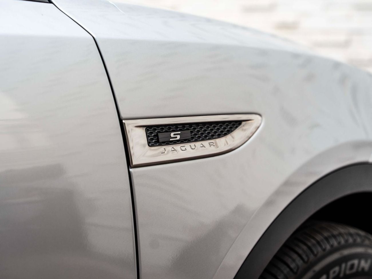 Jaguar E Pace SE P250 2.0L