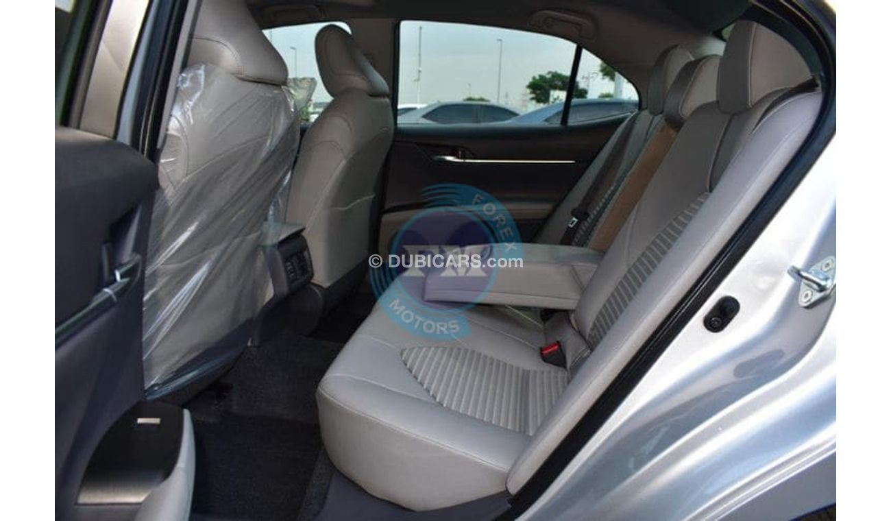 Toyota Camry SE 2.5L AT