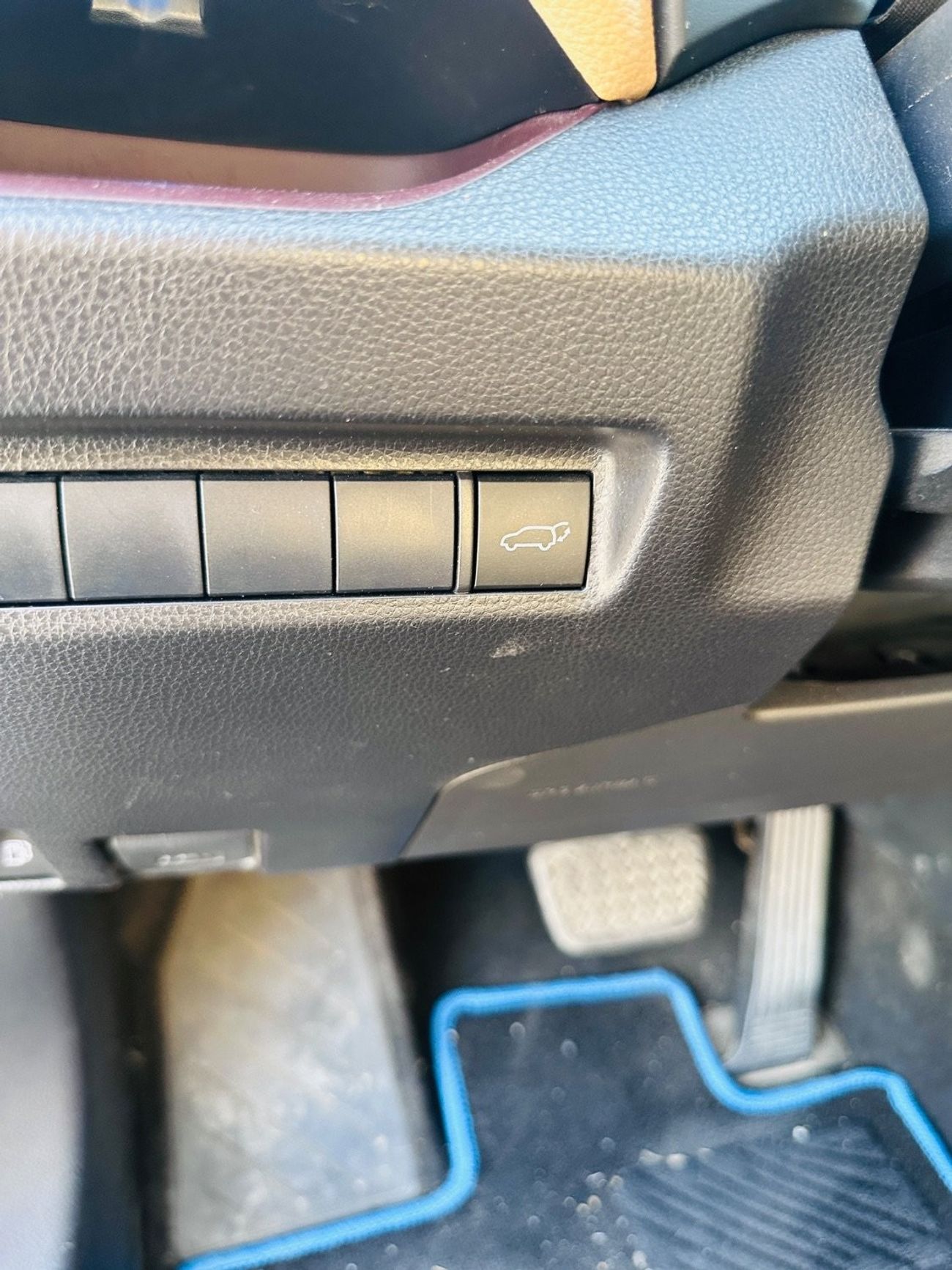 Toyota RAV4 2020 RAV4 limited Hybrid gcc 4x4