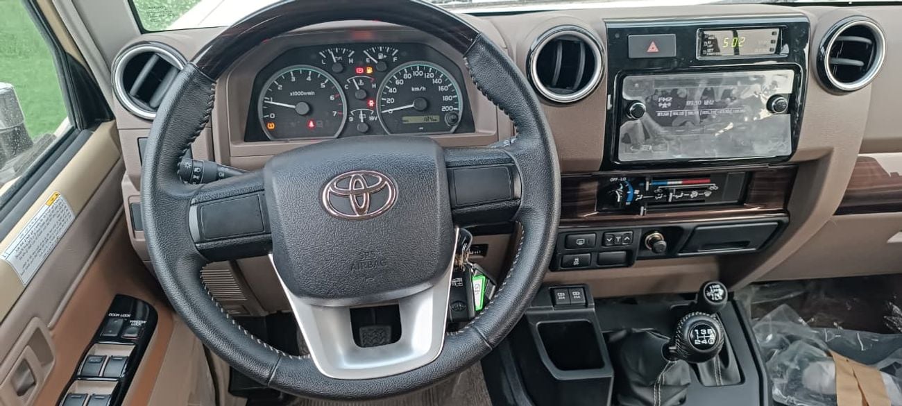 تويوتا لاند كروزر 70 تويوتا لاند كروزر  LX 70