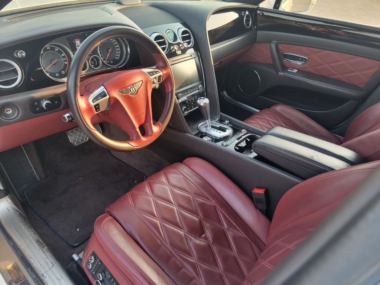 بنتلي فلاينج سبور