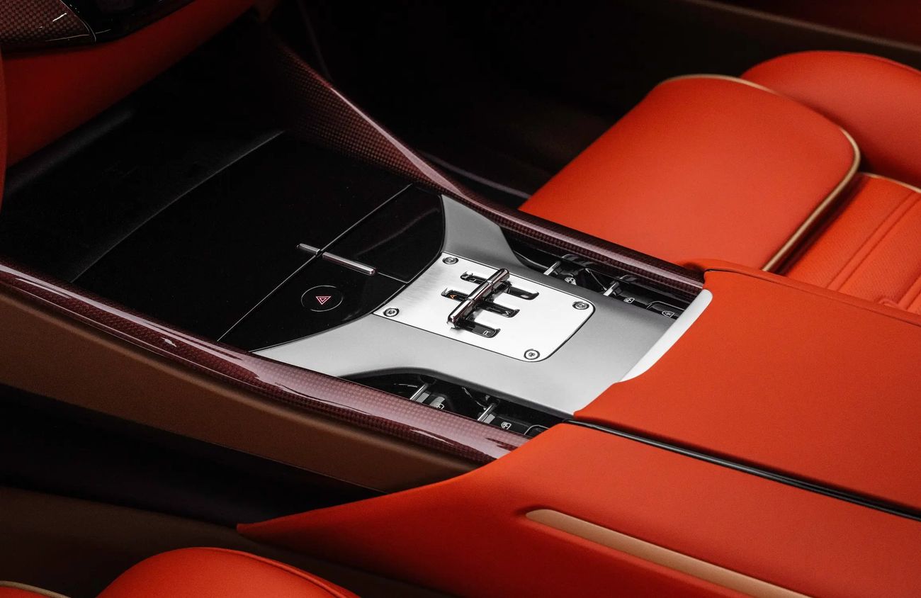 فيراري بوروسانجوي 6.5L V12 Naturally Aspirated Engine