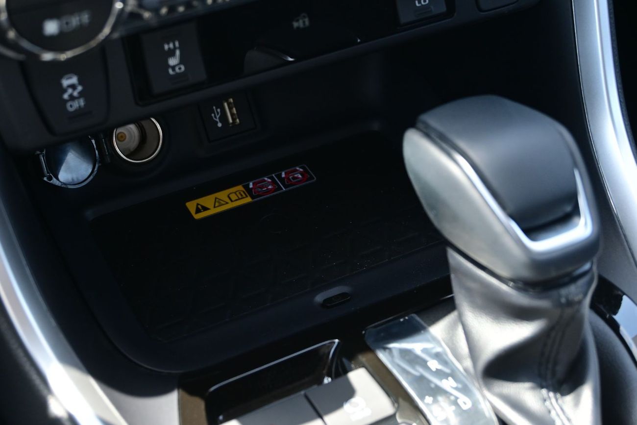 تويوتا راف ٤ Toyota RAV4 2.5L Hybrid, AWD, Model 2025 Color Black