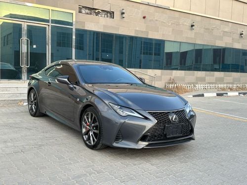 لكزس RC 350 F سبورت