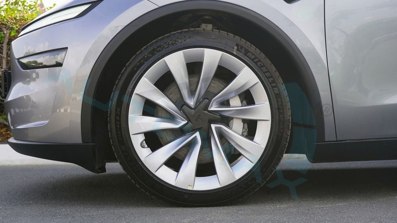 Tesla Model Y + Long Range AWD 0Km 2025 With 5 Years Or 200,000 Km Warranty