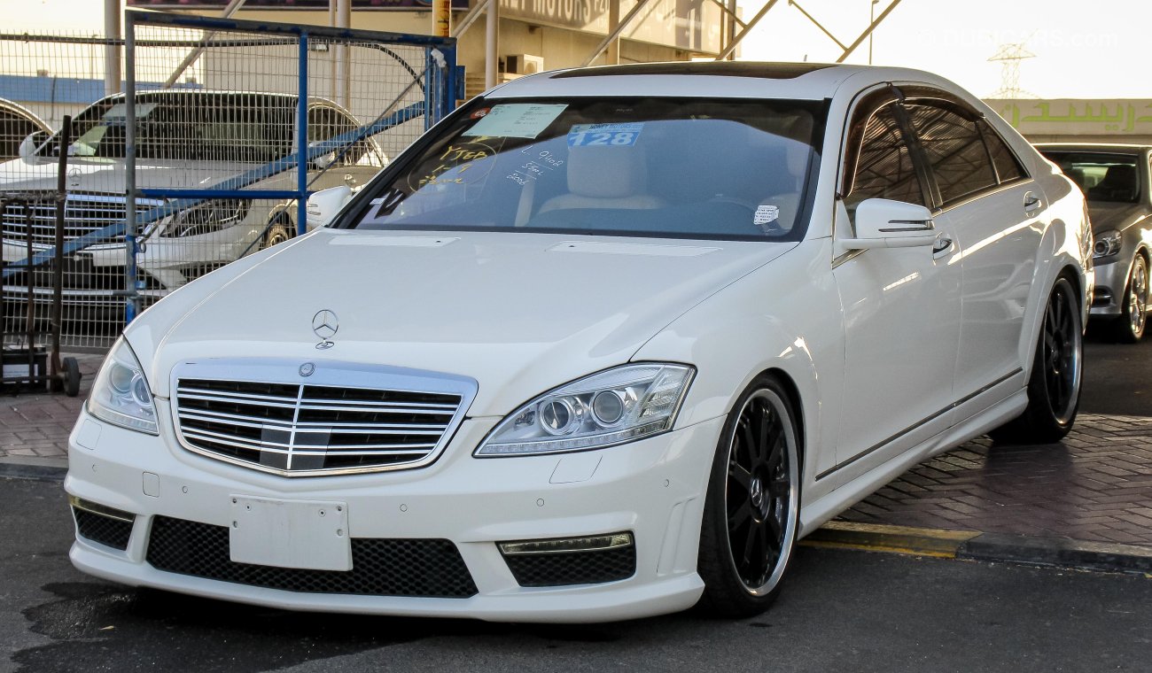 مرسيدس بنز S 500 With S65 body kit