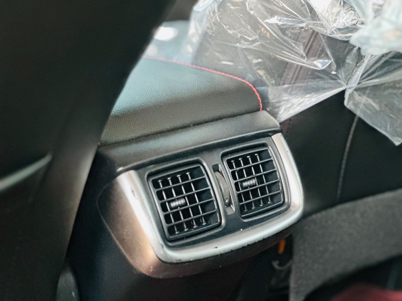 تويوتا هيلوكس GLX 2.7L Double Cab Utility M/T