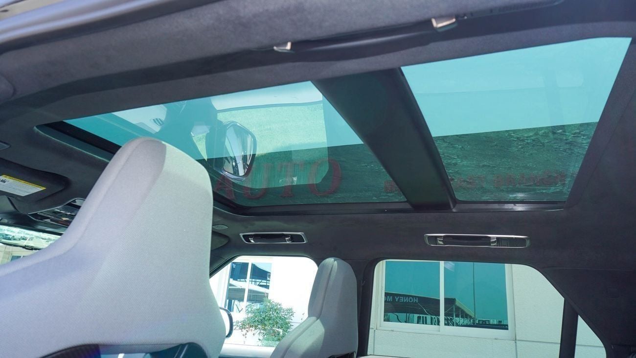 Land Rover Range Rover Sport SV Edition One P635 4.4L SV P635 (For Local registration plus 10%)
