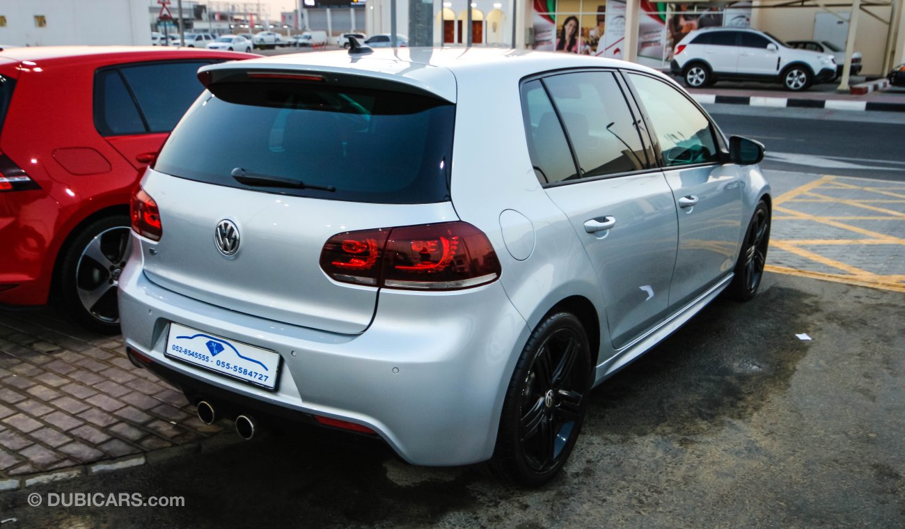 Volkswagen Golf R